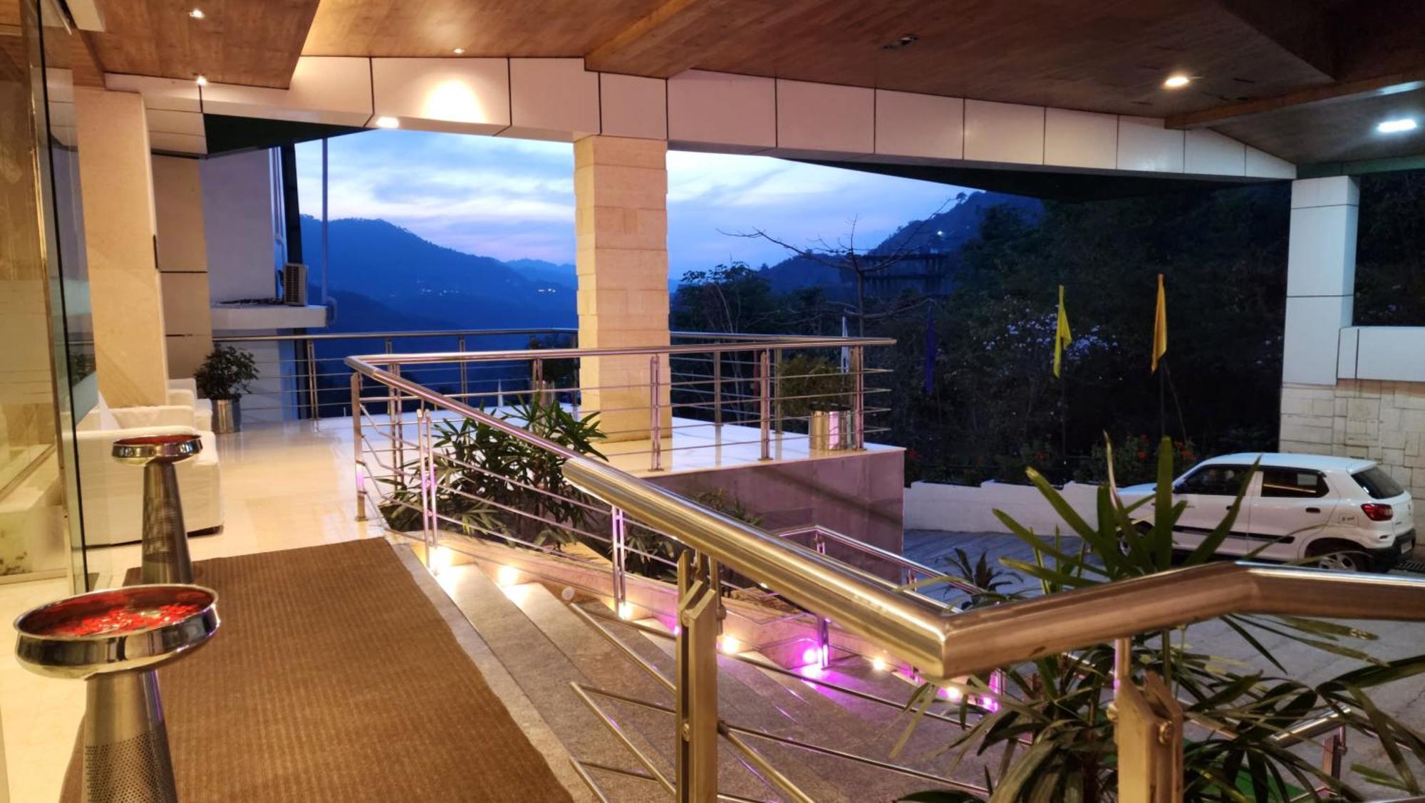 Hotel Royal Ark - Kasauli Eksteriør bilde