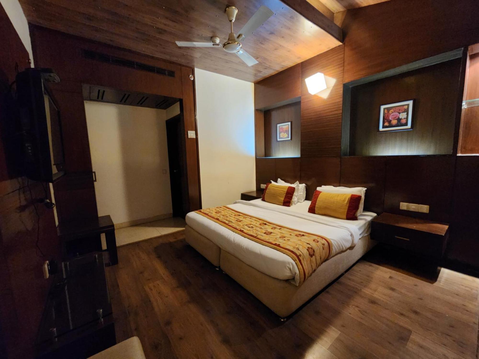 Hotel Royal Ark - Kasauli Eksteriør bilde