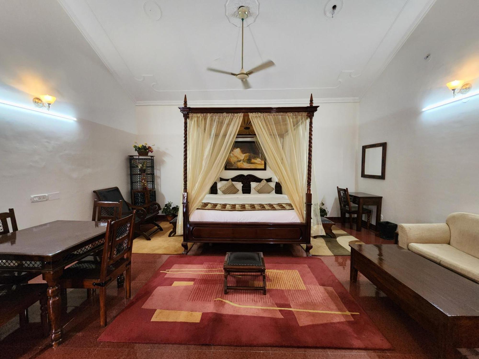 Hotel Royal Ark - Kasauli Eksteriør bilde